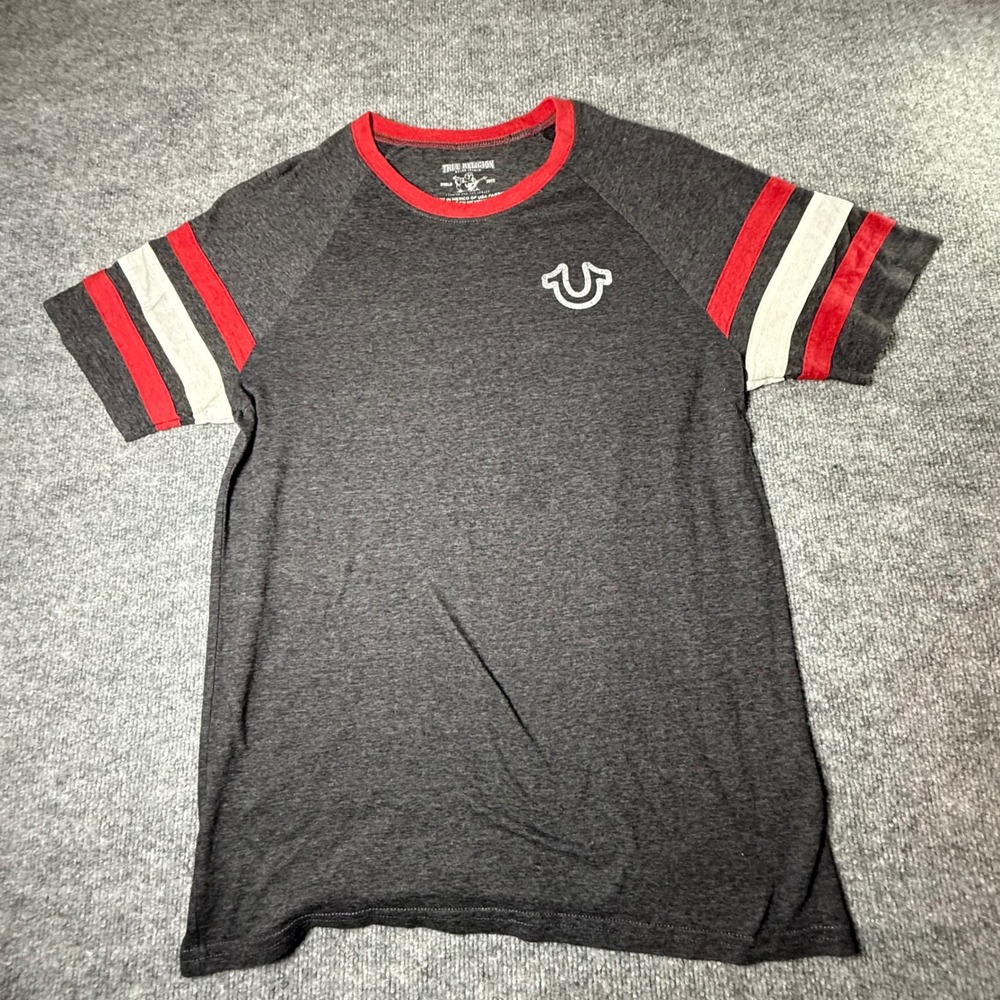 True Religion Mens Raglan Graphic T-Shirt Gray Red Varsity Stripe Size M 02 Logo